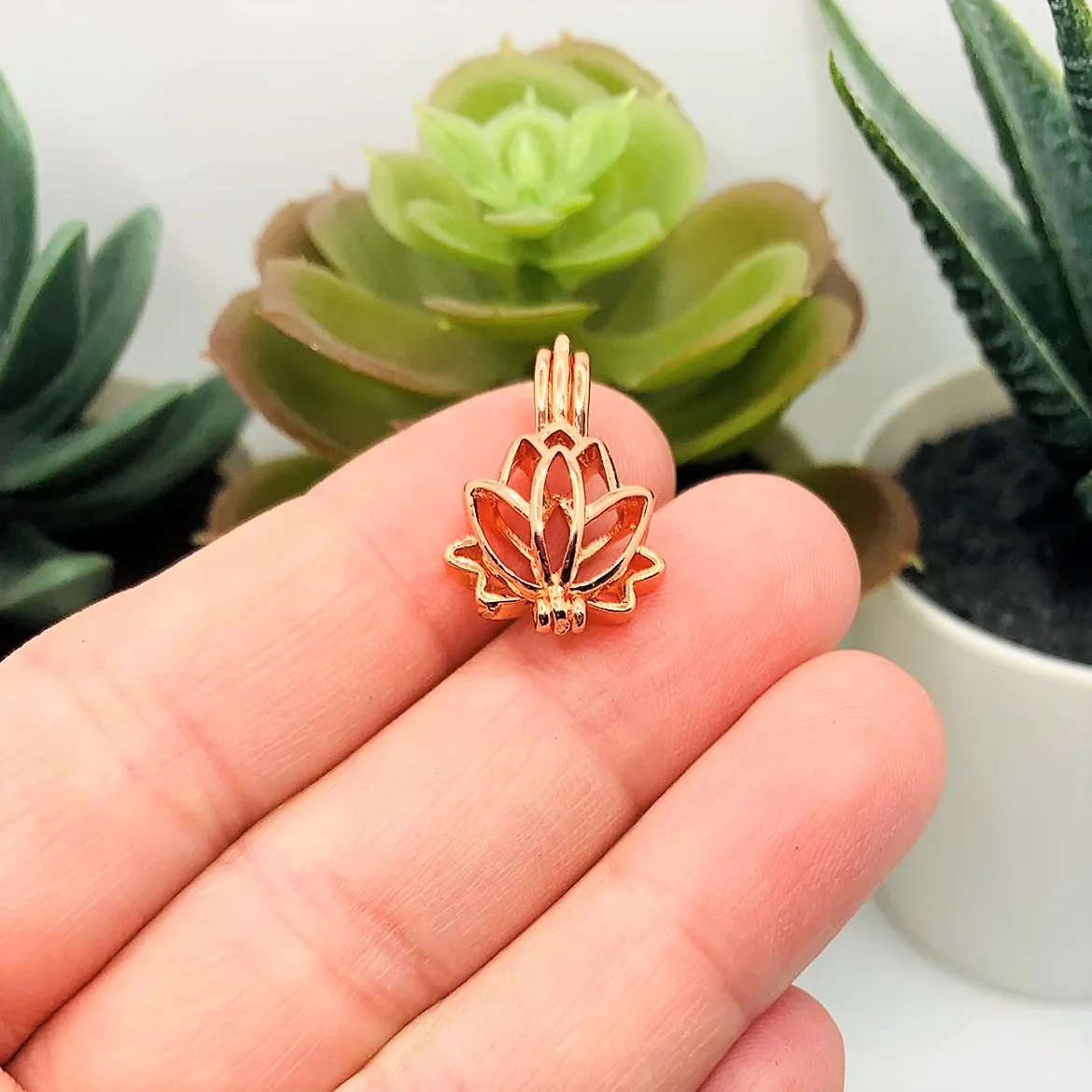 4 or 20 Pieces: Pink Rose Gold Lotus Bead Diffuser Lockets